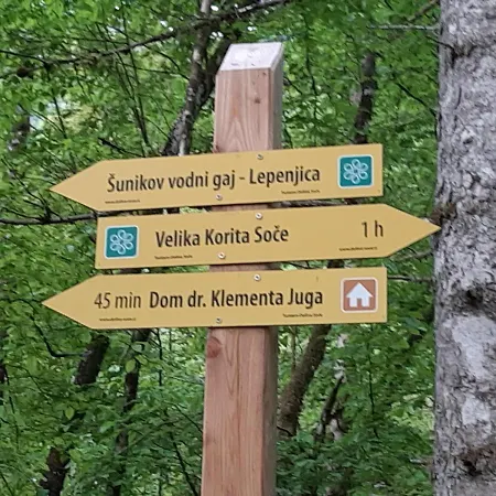 Lepena בית נופש Soča